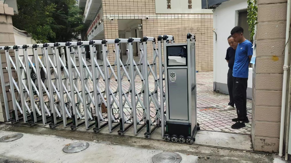 南京大學(xué)附屬中學(xué)